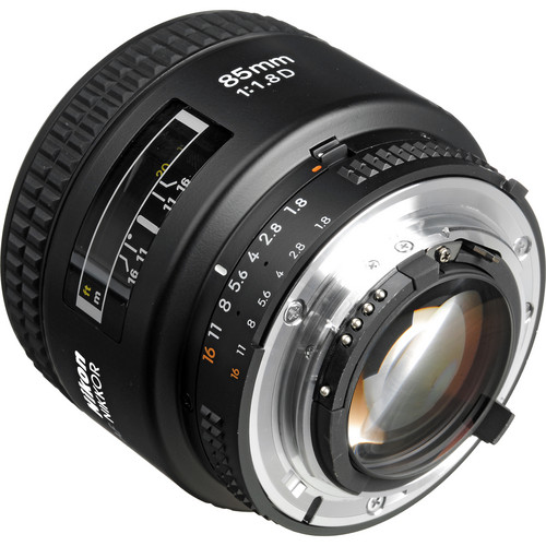 Nikon AF Nikkor 85mm f/1.8D Lens | Digital Photography Live